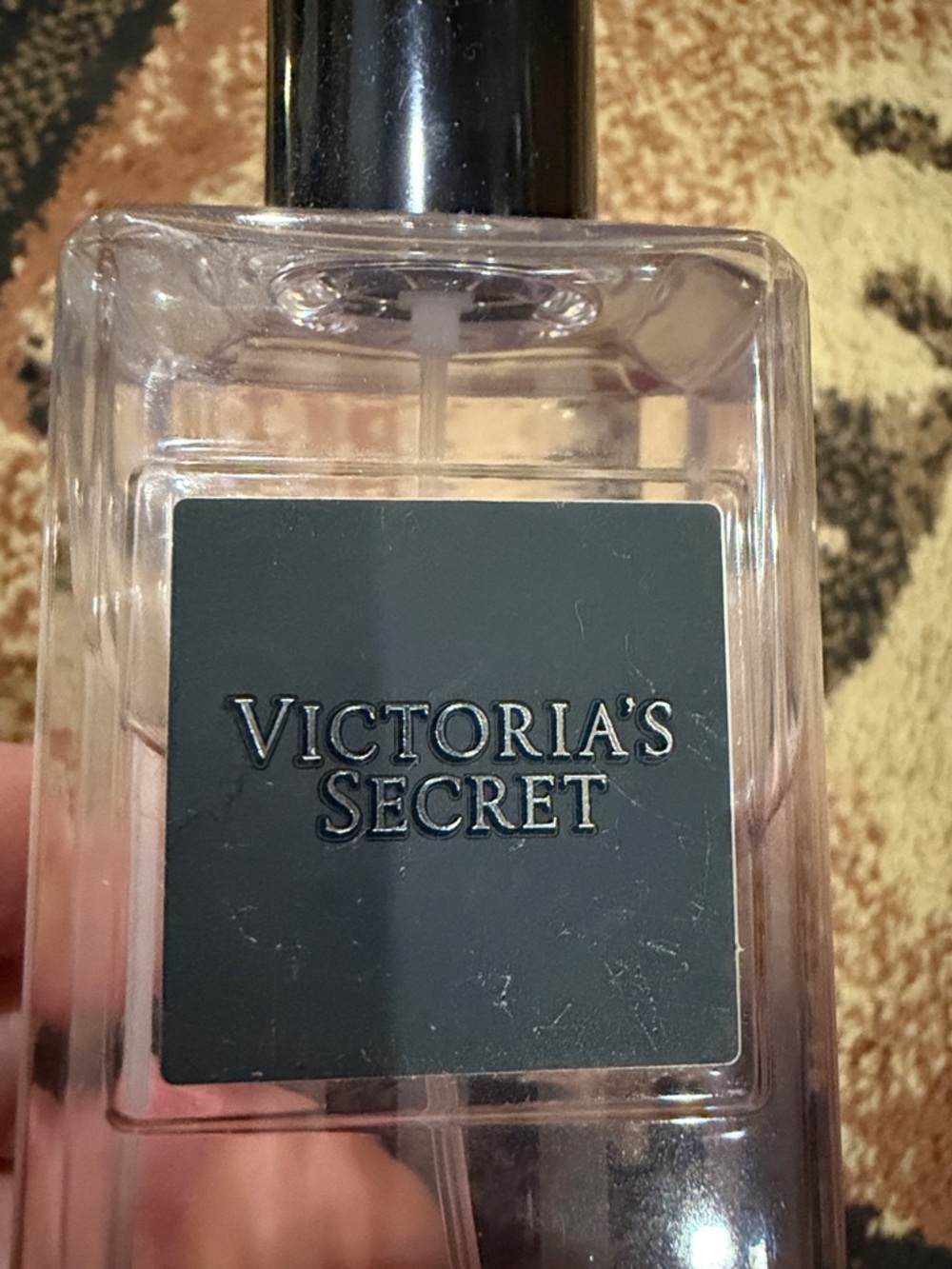 New-Victorias secret Bombshell fragrance mist - Picture 3 of 4